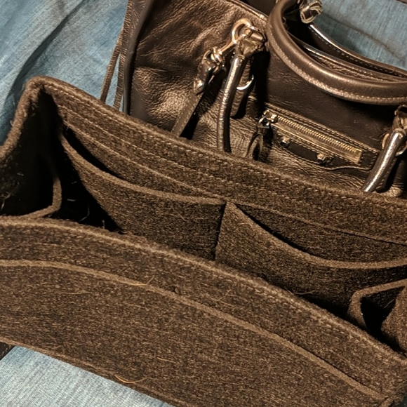 Balenciaga Papier A6 Zip Around in black - Picture 5 of 7